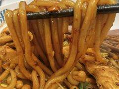牛肉鸡肉双拼炒米粉-提雅新疆炒米粉(青岛万象城店)