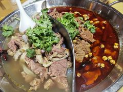 -大众跷脚牛肉馆·非遗传承单位(峨眉山店)