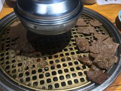 -唯成•韩国炭火烤肉 유성고기