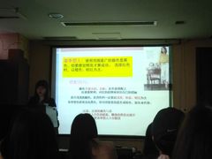 -金夫人化妆摄影职业培训学校