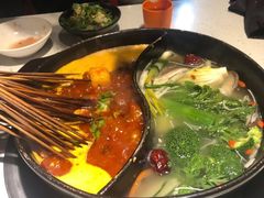 -钢管厂五区小郡肝串串香(奥克斯广场锦城万达店)