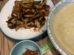 -合合春饼·酱骨·东北菜(潘家园店)