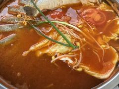 -苗侗地道红酸.酸汤鱼·酸汤牛肉