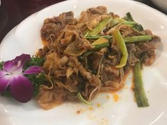 -牟传仁饭庄(星海店)