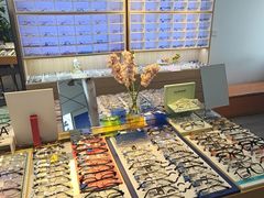 -天空之镜眼镜店蔡司依视路配镜授权零售店(望京颐堤港店)