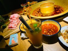 -同蛙阁美蛙鱼头火锅
