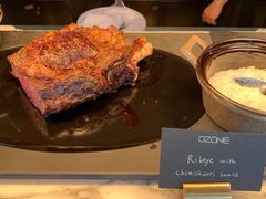 -OZONE 顶楼酒吧(香港丽思卡尔顿酒店)