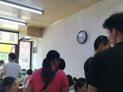 -曹宝林砂锅麻辣烫(星光路店)