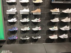 -NIKE武汉品牌体验店
