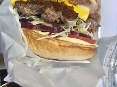 -TRIPS BURGER(大钟寺店)