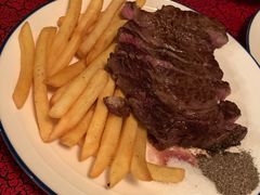 -羽深肉铺 Steak & Wine