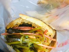 -张婆婆香酥锅盔(平福路店)