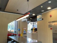 -麦当劳(友谊路得来速店)