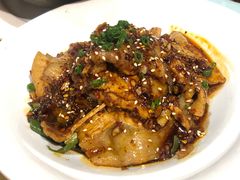 -铜锣湾·有麝自然香(重庆新天地店)