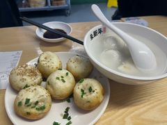 -朱新年·苏式汤团·面点(北寺塔店)