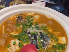 -川流不息·地道川菜·小龙虾(松东路店)