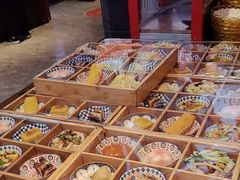 -阿瓦山寨·湘菜现炒·剁椒鱼头王(咸阳总店)