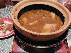 -牛腩之旅·牛腩牛杂煲(经纬汇店)