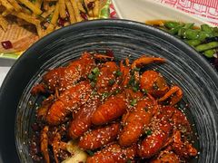 -肥肥虾庄·金牌油焖大虾(汉口城市广场店)
