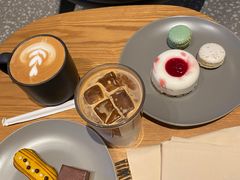 -星巴克臻选(上海合生汇1F店)