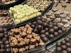 -Laderach 莱德拉(上海环贸iapm店)