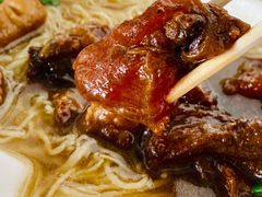牛腩拼猪肠面-海幢瑞芳饮食店