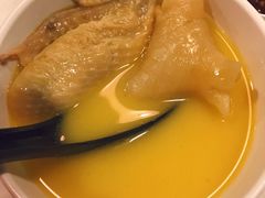 -鲜入围煮花胶鸡海鲜火锅