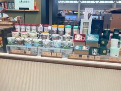 -星巴克(上海虹桥站2A检票口)