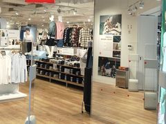 -优衣库(广州天河领展广场店)