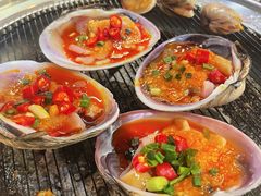 天鹅贝-围炉肉舍丹东海鲜烤肉·烤活鳗(步行街店)
