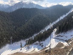 -丝绸之路山地度假区滑雪场