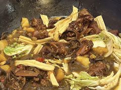 -70後铁锅炖(坡博总店)