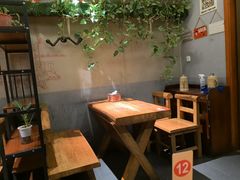 -万记麻辣烫国展总店