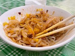 -舟舟刮凉粉