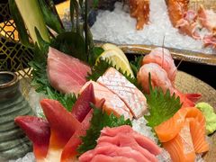 -蟹犇前•帝王蟹雪蟹(陆家嘴店)