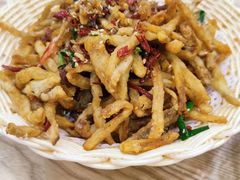 -江城燕子大排档(江汉路步行街店)