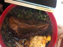 -小龙大肉面馆