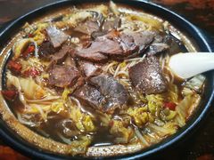 牛肉粉干砂锅加牛肉-凡老头米线砂锅(古荡新村西粮站)
