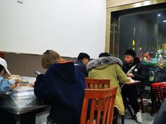 大堂-蓝精灵饺子店