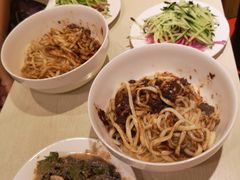 -黑八私房老北京炸酱面