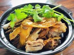 姜母鸭-亚忠小吃店(曾厝垵店)
