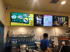 -DQ·蛋糕·冰淇淋(大宁国际商业广场店)