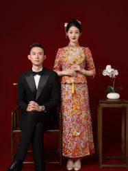 -喜爱高定婚纱摄影