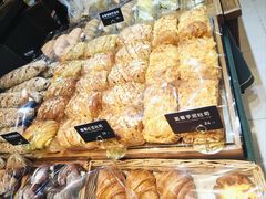 -红跑车蛋糕世界(网巾市店)