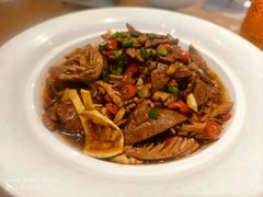 -黄泥岗·地道湖北菜(奥特莱斯店)