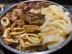 -鼎牛牛炖锅·烤串(温泉路店)
