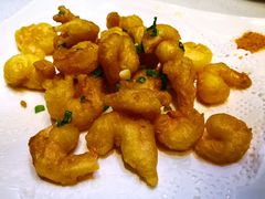 软炸虾仁-闫府私房菜·百年鲁菜(恒隆店)