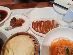 -梅利汴京烤鸭•开封豫菜地标店(东大街店)