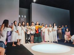 -欢乐海岸椰林沙滩-2025湾区超级灯会