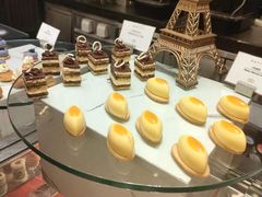 -圣丰索菲特·2 On 988 Café 自助餐厅